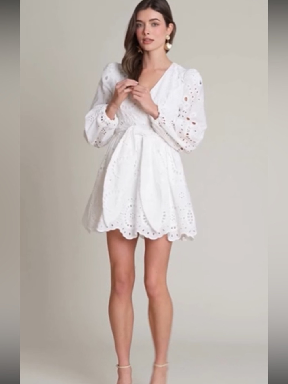 Avec Les Filles White Eyelet V-Neck Mini Romper with Puff Sleeves NWT